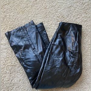 SPYDER Womens Snowboard Ski Pants Faux Leather Black Size 6 Read Descrip…